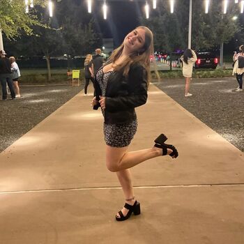 Mikayla s leaked private photo uncensored HD quality