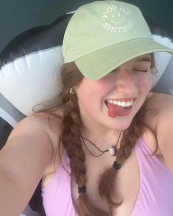 Mikayla s leaked private photo uncensored HD quality