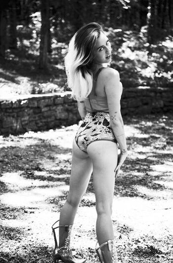Miley cyrus page leaked private photo uncensored HD quality