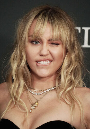 Miley cyrus page leaked private photo uncensored HD quality