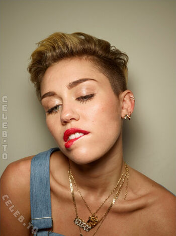 Miley cyrus page leaked private photo uncensored HD quality