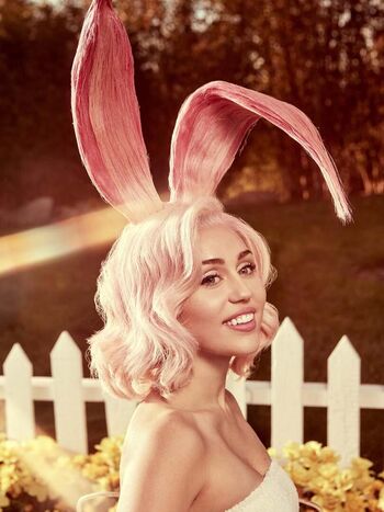 Miley cyrus page leaked private photo uncensored HD quality