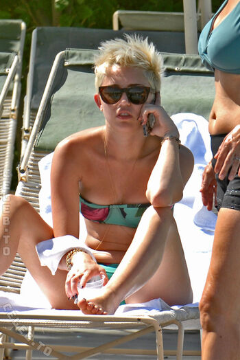 Miley cyrus page leaked private photo uncensored HD quality