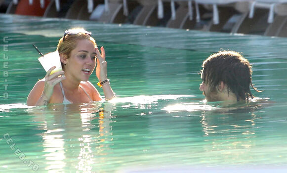 Miley cyrus page leaked private photo uncensored HD quality