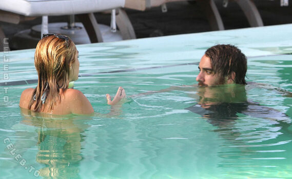 Miley cyrus page leaked private photo uncensored HD quality