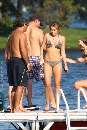 Miley cyrus page leaked private photo uncensored HD quality