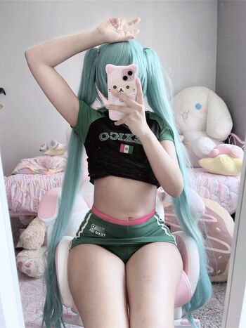 Milkiewaifu leaked private photo uncensored HD quality