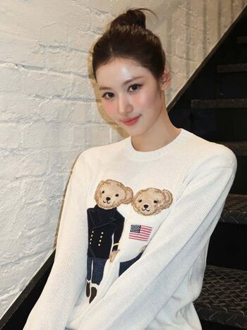 Minatozaki sana page leaked private photo uncensored HD quality