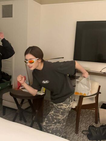 Minatozaki sana page leaked private photo uncensored HD quality