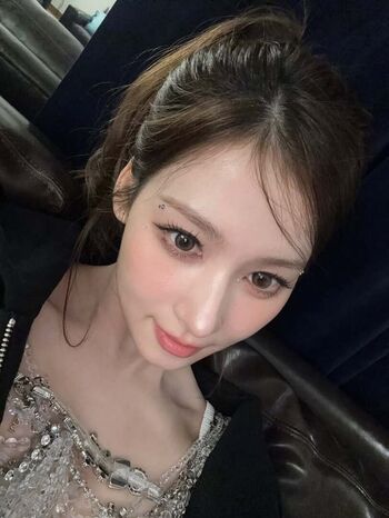 Minatozaki sana page leaked private photo uncensored HD quality