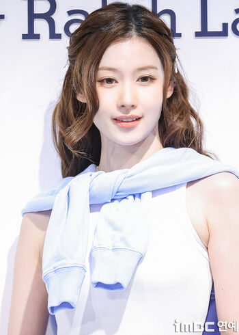Minatozaki sana page leaked private photo uncensored HD quality