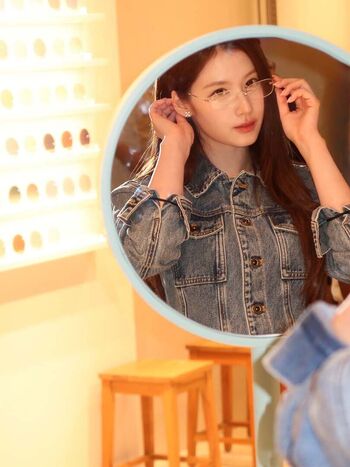 Minatozaki sana page leaked private photo uncensored HD quality