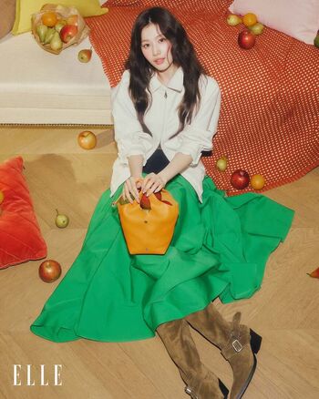 Minatozaki sana page leaked private photo uncensored HD quality