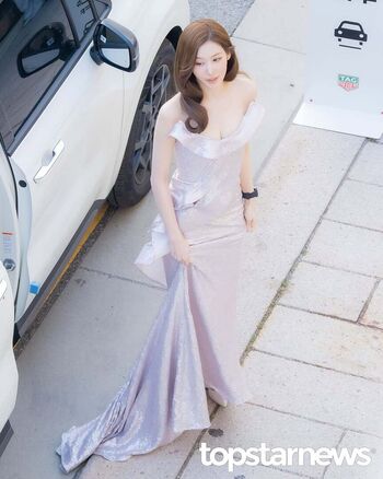 Minatozaki sana page leaked private photo uncensored HD quality