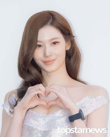 Minatozaki sana page leaked private photo uncensored HD quality
