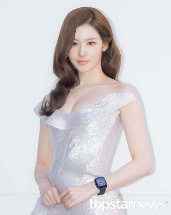 Minatozaki sana page leaked private photo uncensored HD quality