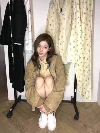 Minatozaki sana leaked private photo uncensored HD quality