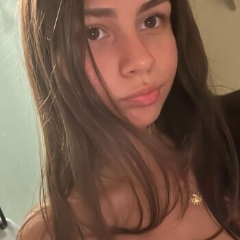 Minicaryn leaked private photo uncensored HD quality