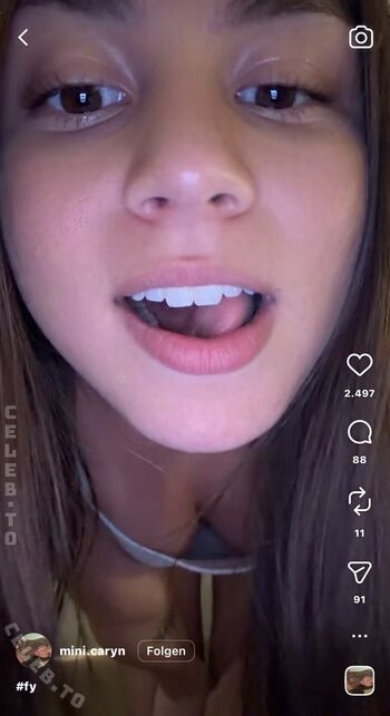 Minicaryn leaked private photo uncensored HD quality
