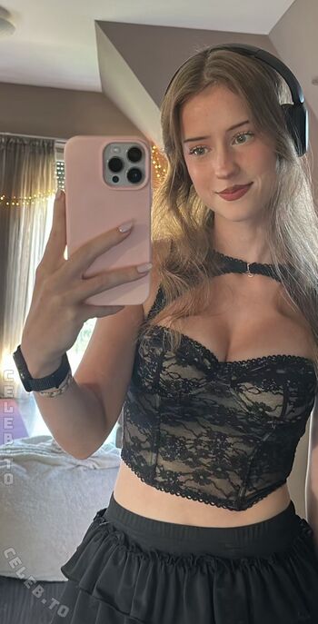 Mira szalma leaked private photo uncensored HD quality
