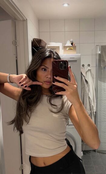 Nathalie lok page leaked private photo uncensored HD quality