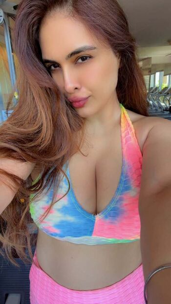 Nehhaa malik  page leaked private photo uncensored HD quality