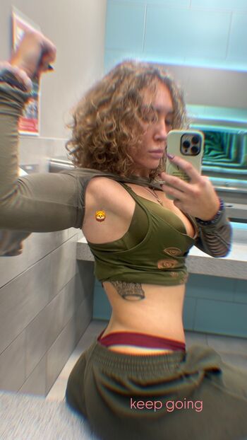 Nikkita lyons  page leaked private photo uncensored HD quality