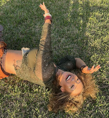 Nikkita lyons  page leaked private photo uncensored HD quality