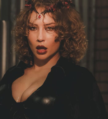 Nikkita lyons  page leaked private photo uncensored HD quality