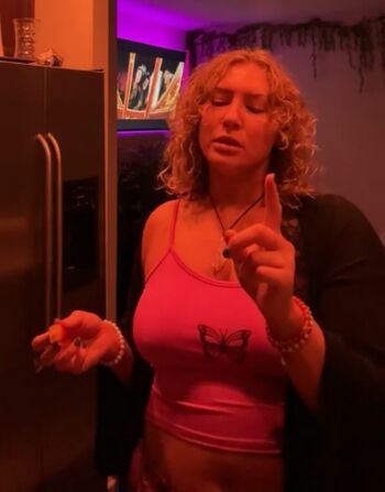 Nikkita lyons leaked private photo uncensored HD quality