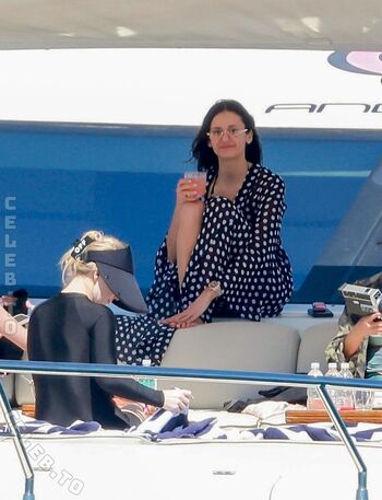 Nina dobrev page leaked private photo uncensored HD quality