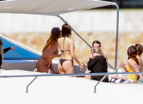 Nina dobrev page leaked private photo uncensored HD quality