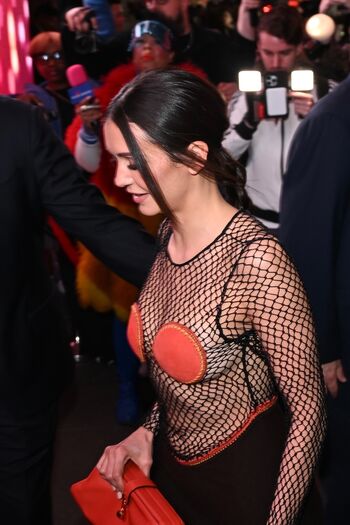 Nina dobrev page leaked private photo uncensored HD quality