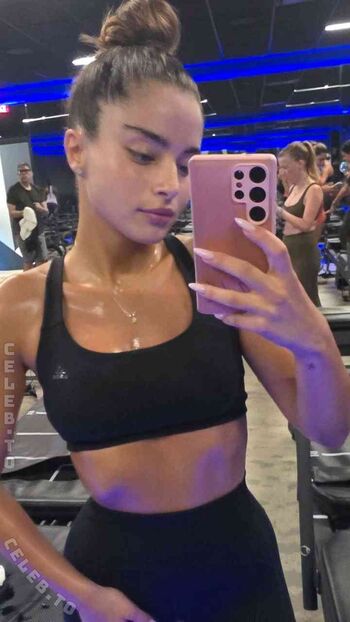 Noa kirel leaked private photo uncensored HD quality