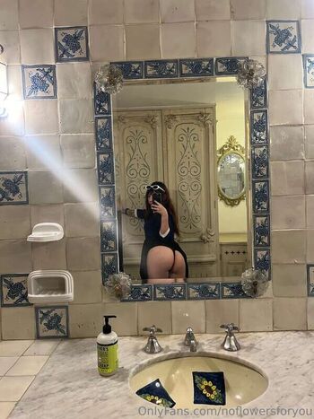 Noflowersforyou page leaked private photo uncensored HD quality