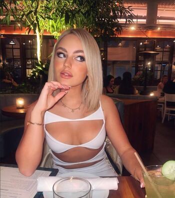 Nuki van lent page leaked private photo uncensored HD quality