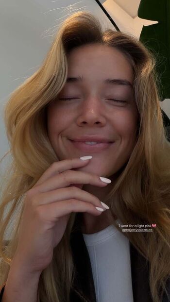 Olivia ponton page leaked private photo uncensored HD quality