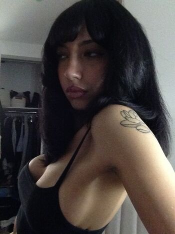 Oliviaraynn page leaked private photo uncensored HD quality