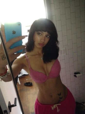Oliviaraynn leaked private photo uncensored HD quality