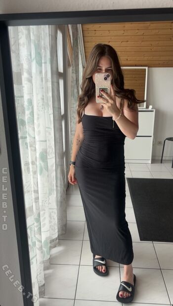 Onlybellarella leaked private photo uncensored HD quality