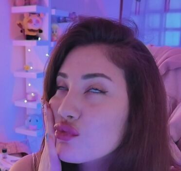 Ozge azunyan leaked private photo uncensored HD quality