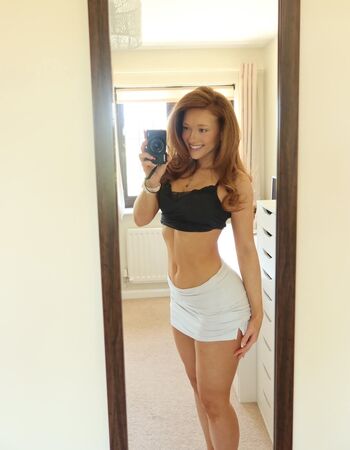 Pheobeisginger leaked private photo uncensored HD quality