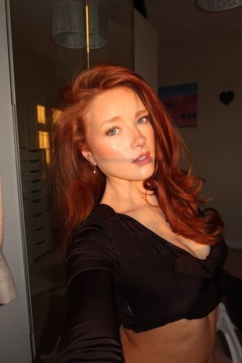 Phoebeisginger page leaked private photo uncensored HD quality