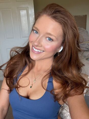 Phoebeisginger page leaked private photo uncensored HD quality