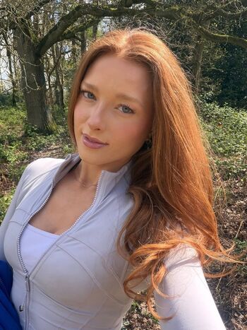 Phoebeisginger leaked private photo uncensored HD quality