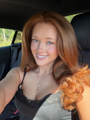 Phoebeisginger leaked private photo uncensored HD quality