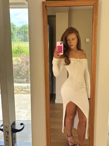 Phoebeisginger leaked private photo uncensored HD quality