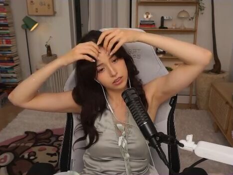 Pokimane leaked private photo uncensored HD quality