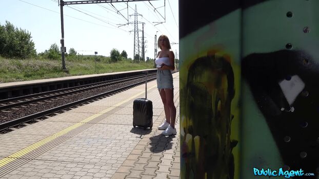 Public agent leaked private photo uncensored HD quality