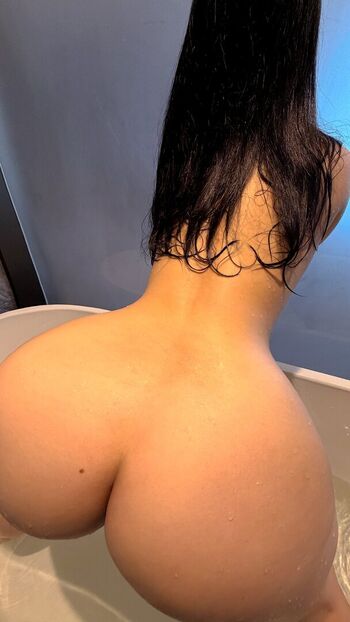 Qiaoniutt  page leaked private photo uncensored HD quality